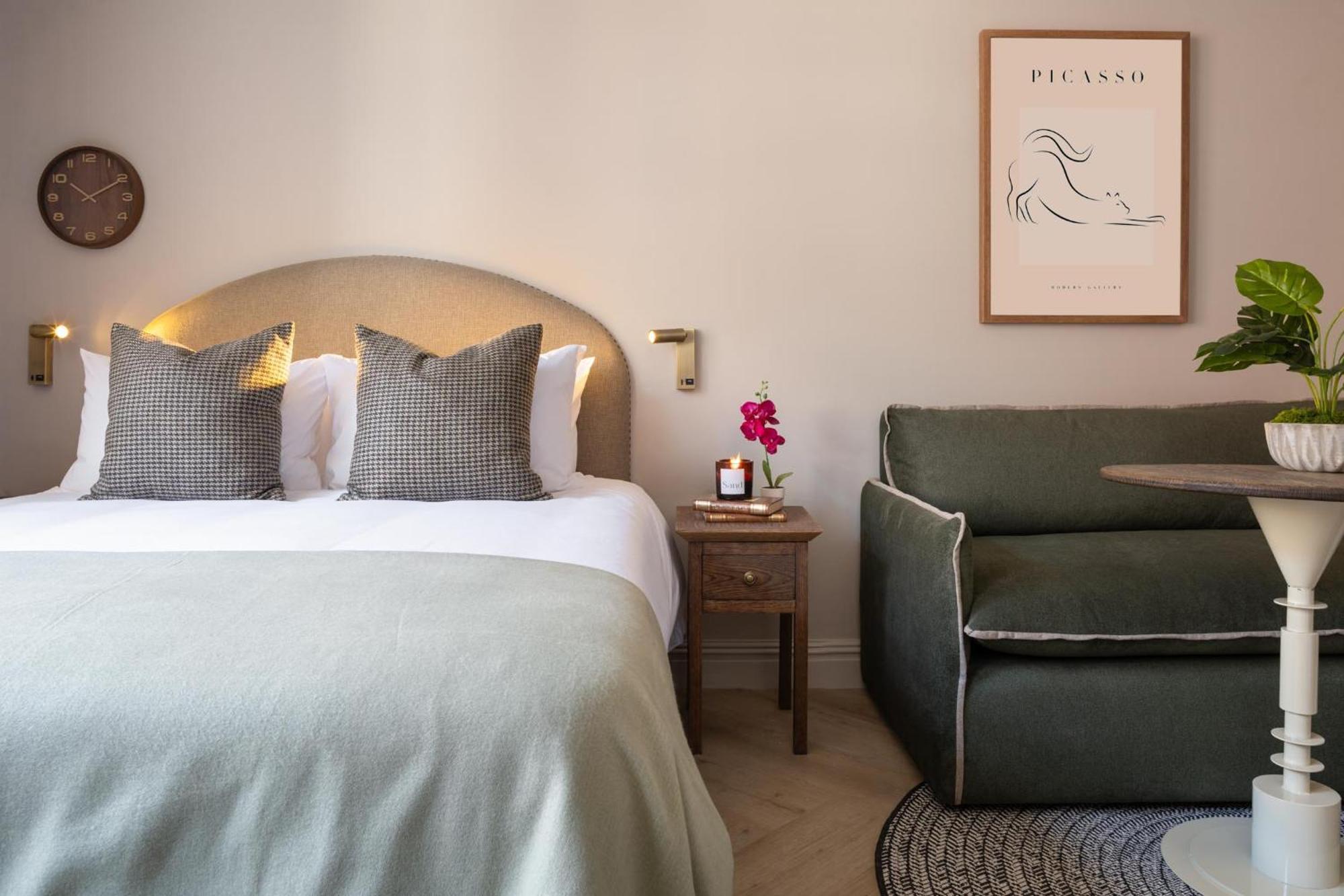 Aparthotel Charles Hope